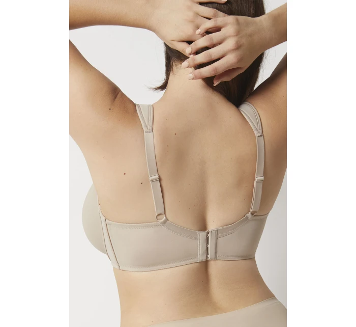 Selene Lorea barva:tierra