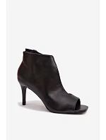 Sandály na podpatku  model 225400 Step in style