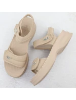 Dámské sandály na silné podrážce s pásky na suchý zip béžové model 21904815 - Potocki Dámské sandály na silné podrážce s pásky na suchý zip béžové model 21904815 - Potocki