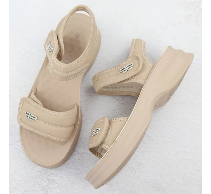 Dámské sandály na silné podrážce s pásky na suchý zip béžové model 21904815 - Potocki Dámské sandály na silné podrážce s pásky na suchý zip béžové model 21904815 - Potocki