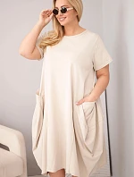 Dámské šaty Plus Size z bavlny s kapsami béžové