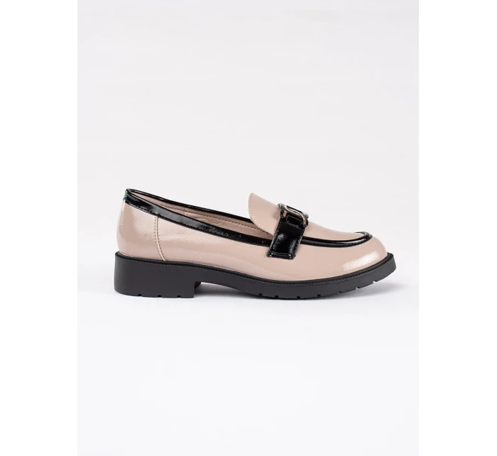 Jedinečné mokasíny hnědé dámské na plochém podpatku Jedinečné mokasíny hnědé dámské na plochém podpatku