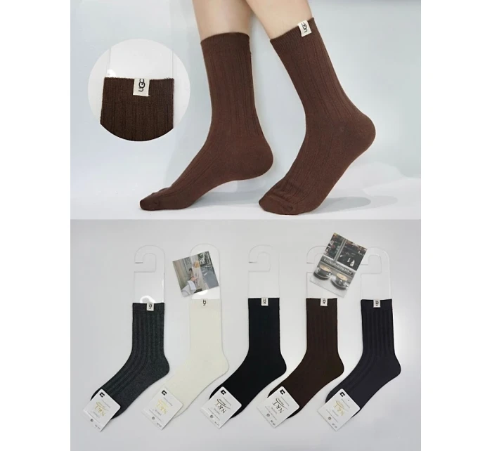 WiK 081 Dámské bavlněné ponožky 35-42