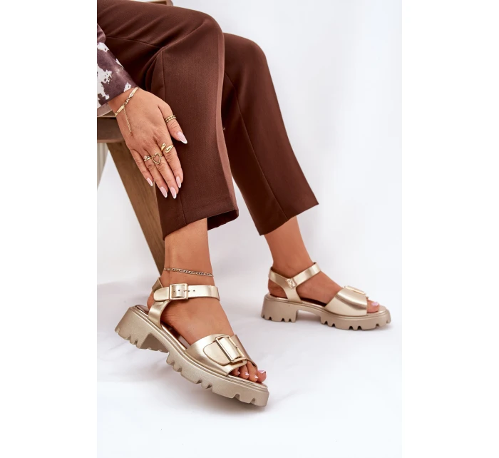 Eko Kožené Sandály Dámské S Přezkou Zlaté model 21687888 - Boto Eko Kožené Sandály Dámské S Přezkou Zlaté model 21687888 - Boto