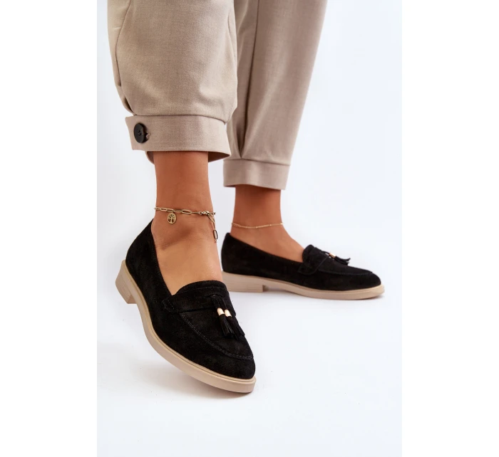 Černé Dámské Semišové Mokasíny Na Ploché Podrážce model 21652477 - Zazoo Černé Dámské Semišové Mokasíny Na Ploché Podrážce model 21652477 - Zazoo