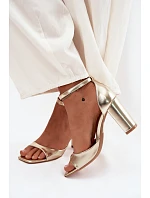 Dámské sandály na podpatku z umělé kůže zlaté Melvra