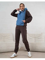 Dámská dvoubarevná tepláková souprava v čokoládově modré barvě (554) Dámská dvoubarevná tepláková souprava v čokoládově modré barvě (554)