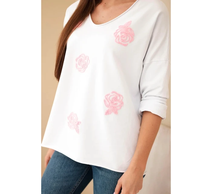Dámská bavlněná blůza s květinami a V výstřihem model 21890112 - K-Fashion