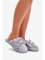 Dámské Pantofle S Kožíškem A Mašlí Šedé model 21681851 - Boto Dámské Pantofle S Kožíškem A Mašlí Šedé model 21681851 - Boto