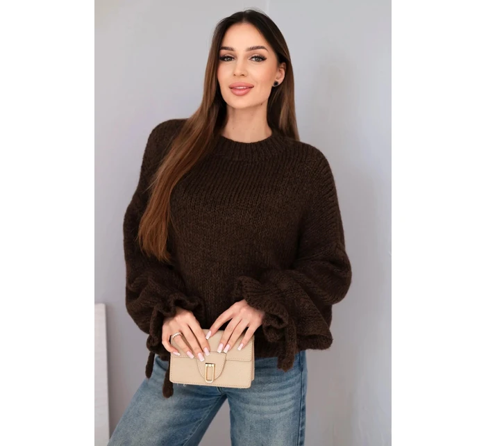 Dámský svetr s příměsí mohéru s model 21857681 pletením a ozdobnými rukávy hnědý - K-Fashion