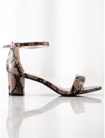 Dámské sandály se zvířecím motivem na širokém podpatku  model 17995461 - GOODIN