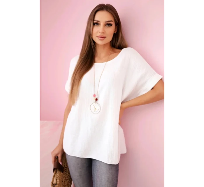 Mušelínová halenka s náhrdelníkem bílý