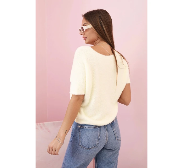 Dámský svetr z měkkého vlákna s V výstřihem krátký rukáv žlutý Dámský svetr z měkkého vlákna s V výstřihem krátký rukáv žlutý