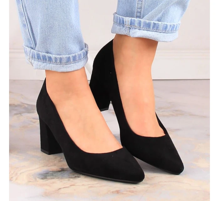 Sergio Leone W SK403A černé semišové lodičky na jehlovém podpatku