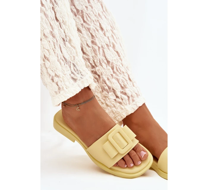 Dámské nazouváky s nízkým podpatkem s přezkou Žluté Melivra