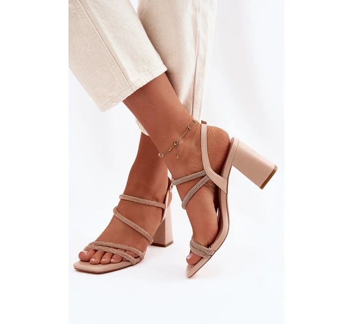 Sandály na podpatku  model 226326 Step in style