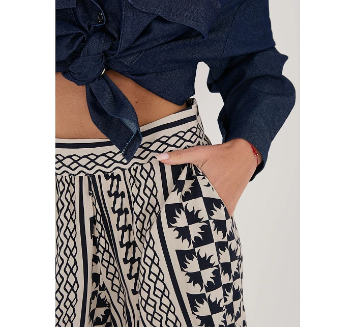 Szorty model 22089433 granatowy - FPrice