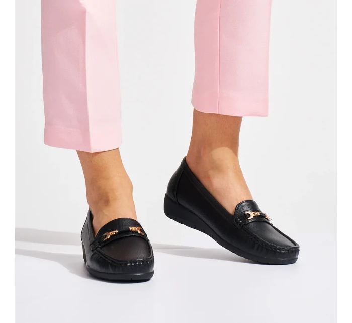 Stylové mokasíny dámské černé na klínku Stylové mokasíny dámské černé na klínku