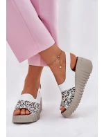 Dámské Sandály Z Přírodní Kůže Na Klínu Bílé model 21697709 - Artiker