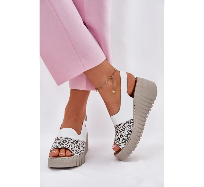 Dámské Sandály Z Přírodní Kůže Na Klínu Bílé model 21697709 - Artiker