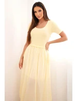 Dámské bavlněné midi šaty s krátkým rukávem a rozšířeným spodkem žlutá