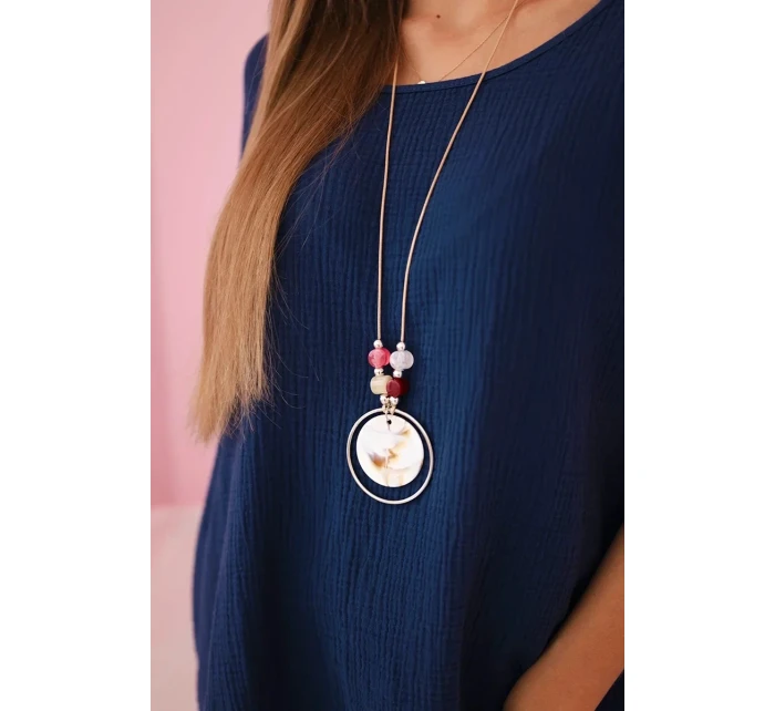 Mušelínová halenka s náhrdelníkem námořnická modř