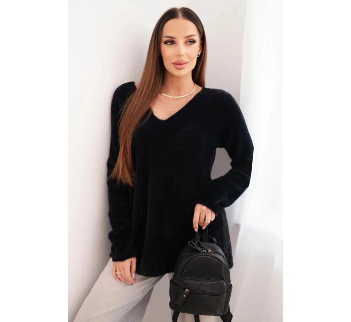 Dámský svetr s vlnou a výstřihem do V černý