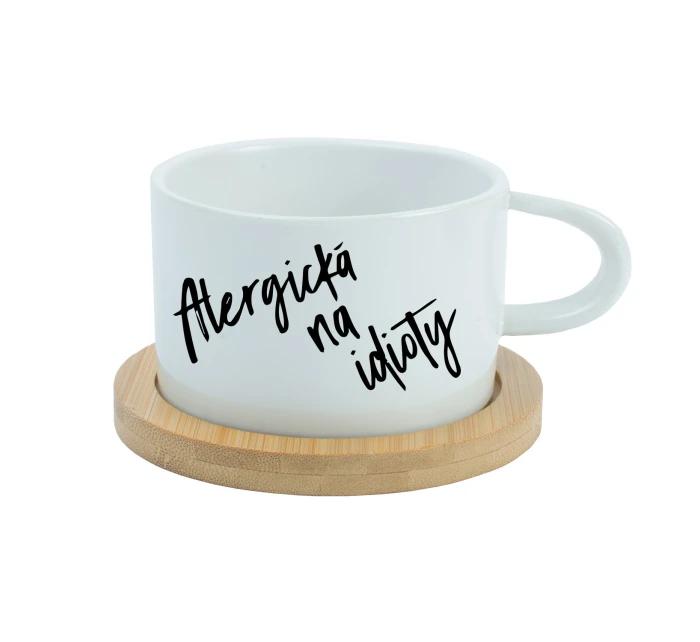 ALERGICKÁ NA IDIOTY - bílý hrníček makronka 200 ml