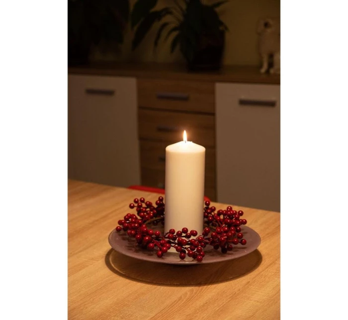 OZDOBNÝ VĚNEC Z JEŘABIN 30 CM