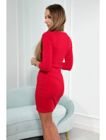 Žebrované šaty se zavazovaným výstřihem červené
