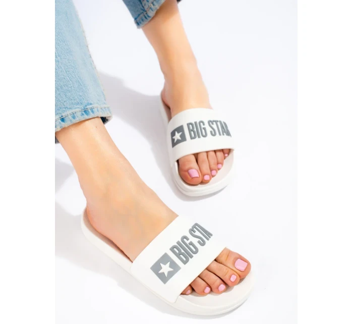 Pohodlné dámské nazouváky bílé bez podpatku Pohodlné dámské nazouváky bílé bez podpatku