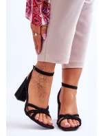 Klasické semišové sandály na podpatku černé Bernett Klasické semišové sandály na podpatku černé Bernett