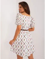 Sukienka LK SK model 19915425 biało brązowy - FPrice Sukienka LK SK model 19915425 biało brązowy - FPrice