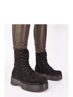 Boty na široké podrážce model 221668 Solea Boty na široké podrážce model 221668 Solea