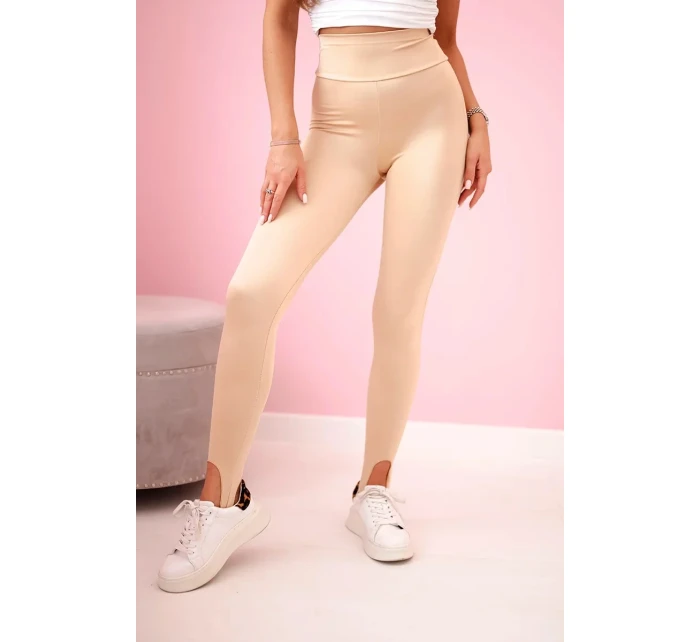Dámské legíny s rozparkem na patě, vysoký pas světlý velbloud Dámské legíny s rozparkem na patě, vysoký pas světlý velbloud