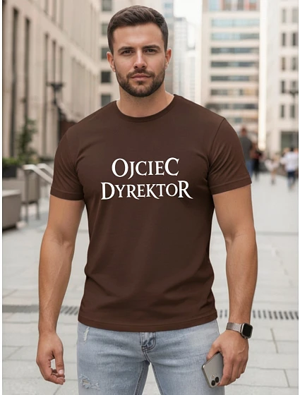 Tshirt męski klasyczny z napisem bawełniany brązowy model 22217857 - FashionStreet Tshirt męski klasyczny z napisem bawełniany brązowy model 22217857 - FashionStreet
