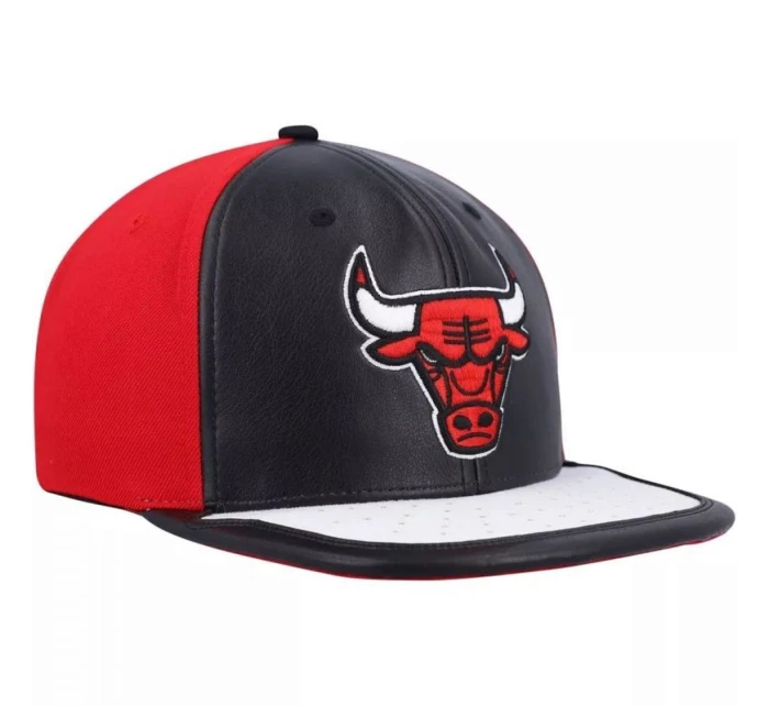Kšiltovka Chicago Bulls NBA Day One Snapback Bulls model 20758333 - Mitchell & Ness Kšiltovka Chicago Bulls NBA Day One Snapback Bulls model 20758333 - Mitchell & Ness