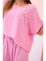 Dámský komplet z viskózy s ozdobným květem a širokými kalhotami světle růžová