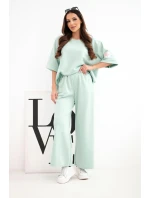 Dámský máslový komplet z viskózy mikina a široké kalhoty model 22014179 - K-Fashion Dámský máslový komplet z viskózy mikina a široké kalhoty model 22014179 - K-Fashion