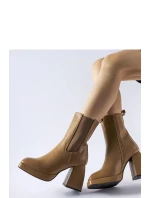 Boty na podpatku model 204732 Solea Boty na podpatku model 204732 Solea