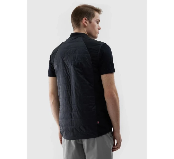 Pánská černá pánská běžecká vesta Primaloft model 21431405 - 4F Pánská černá pánská běžecká vesta Primaloft model 21431405 - 4F