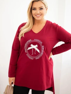 Dámská blůza s delším zadním dílem a potiskem bordová