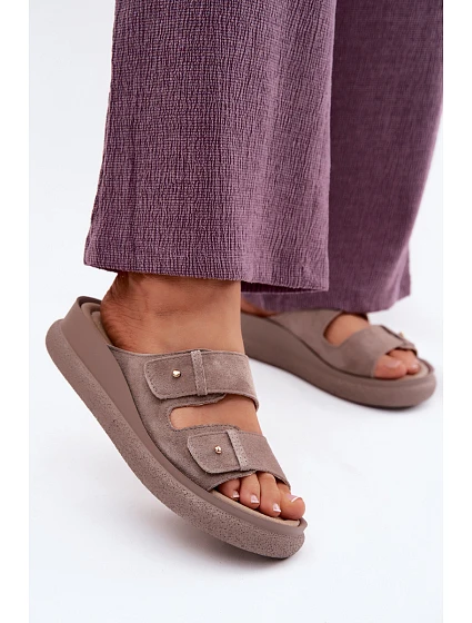 Kožené semišové dámské pantofle na platformě model 22126001 Tmavě béžové - VINCEZA