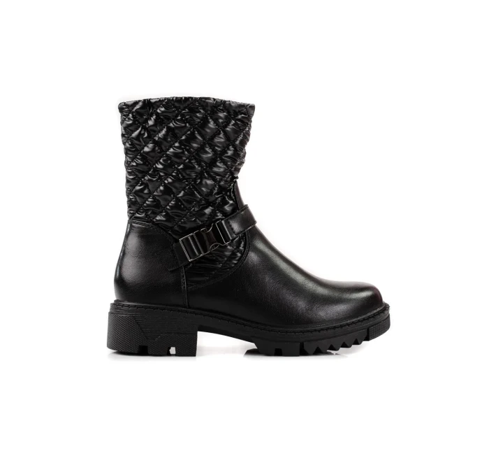 Moderní dámské kotníčkové boty černé na plochém podpatku Moderní dámské kotníčkové boty černé na plochém podpatku