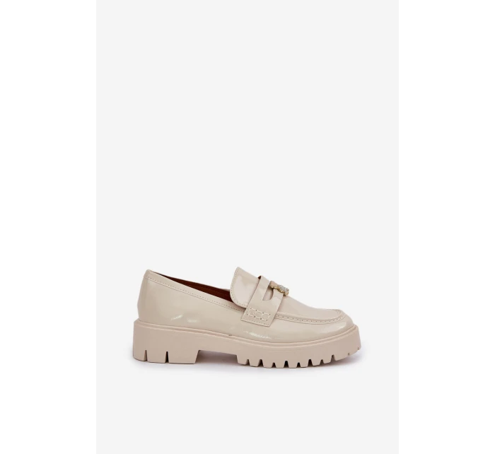 Lakované dámské mokasíny s ozdobnou  béžové model 21684872 - Boto