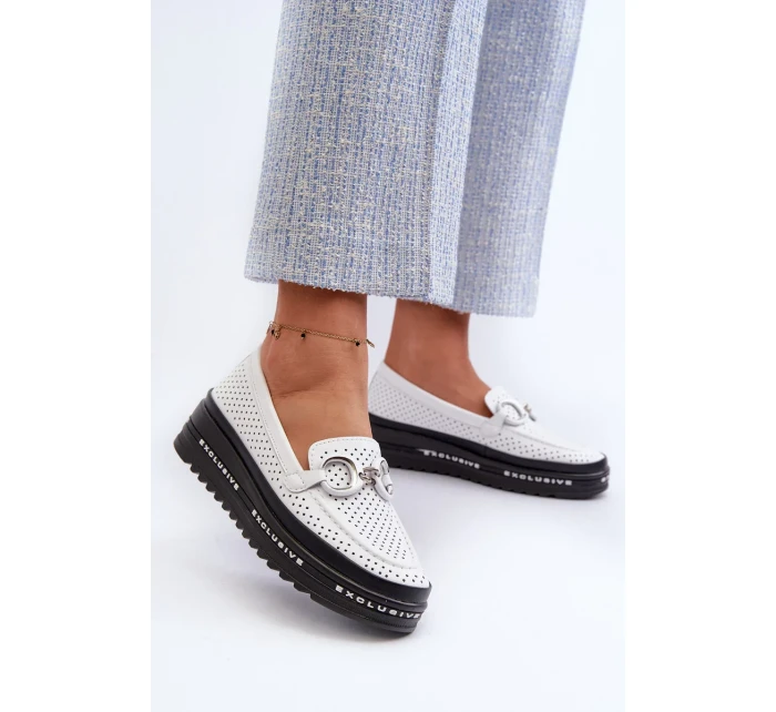 Dámské kožené mokasíny na platformě s ozdobou S.Barski bílá Dámské kožené mokasíny na platformě s ozdobou S.Barski bílá