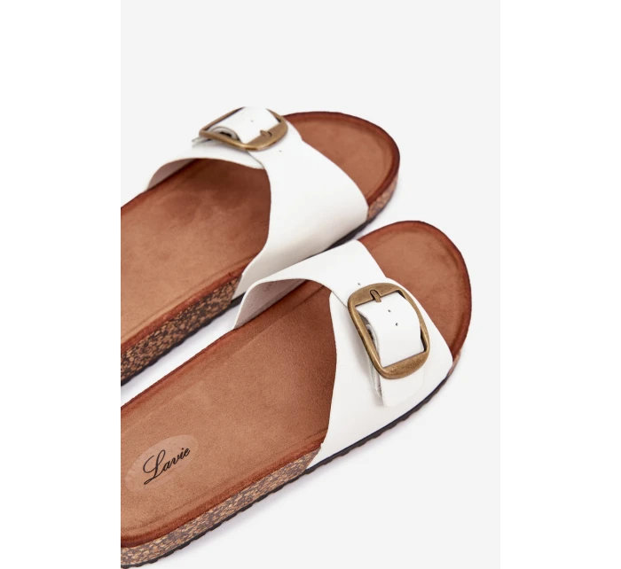 Dámské pantofle na korkové platformě s přezkou – bílé