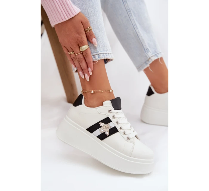 Dámské tenisky na platformě s bílým přívěskem Palvessa Dámské tenisky na platformě s bílým přívěskem Palvessa