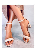 Sandály na podpatku  model 179941 Inello