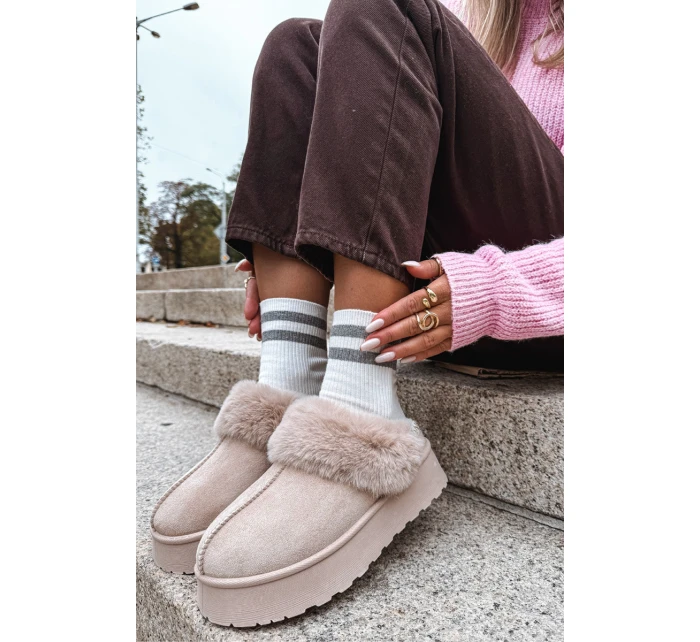 Sněhule Na Platformě S Kožešinou A Přezkou Béžové model 21714727 - Boto Sněhule Na Platformě S Kožešinou A Přezkou Béžové model 21714727 - Boto